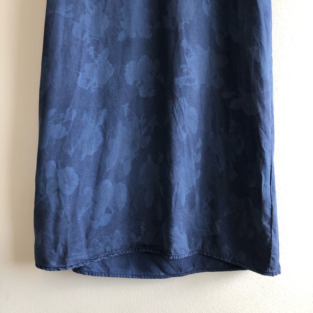 ✨$8 CLEAR-OUT✨ Reitmans Floral CutOut Ruffle Short Sleeve V Neck Mini Dress Blue - Picture 5 of 12